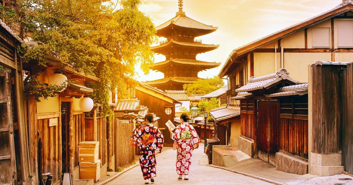 Visitors in rented kimono in Kyoto